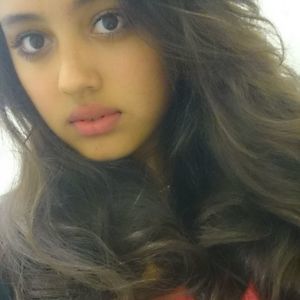 Meet your Posher, Delia